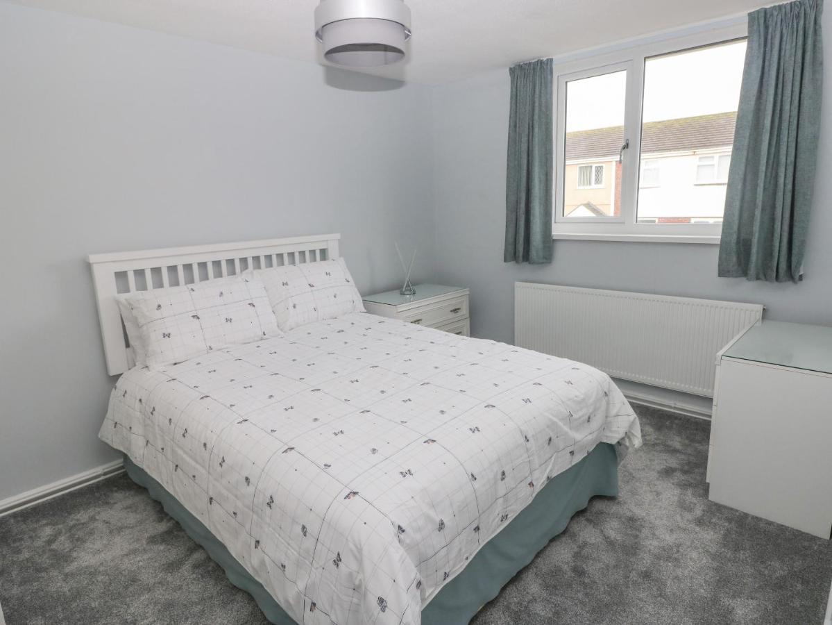 Villa 21 Sandfield Road Burry Port Exterior foto