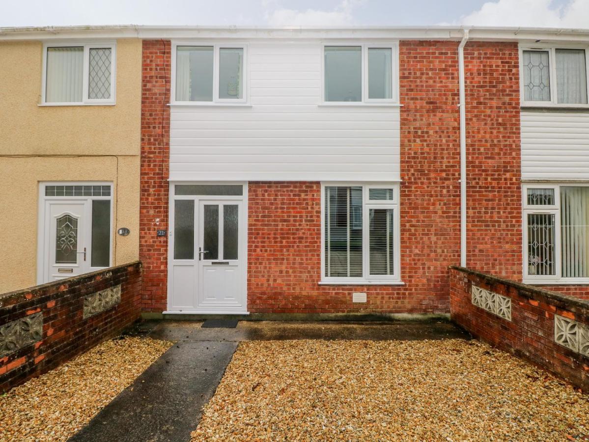 Villa 21 Sandfield Road Burry Port Exterior foto