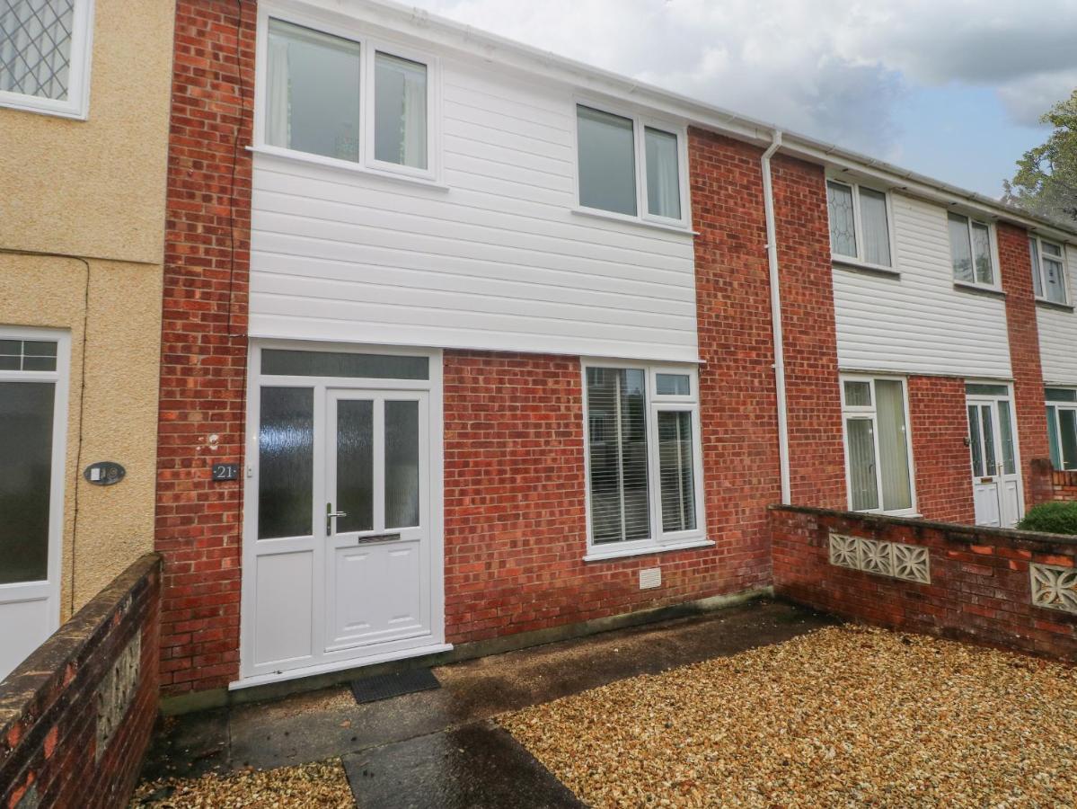 Villa 21 Sandfield Road Burry Port Exterior foto
