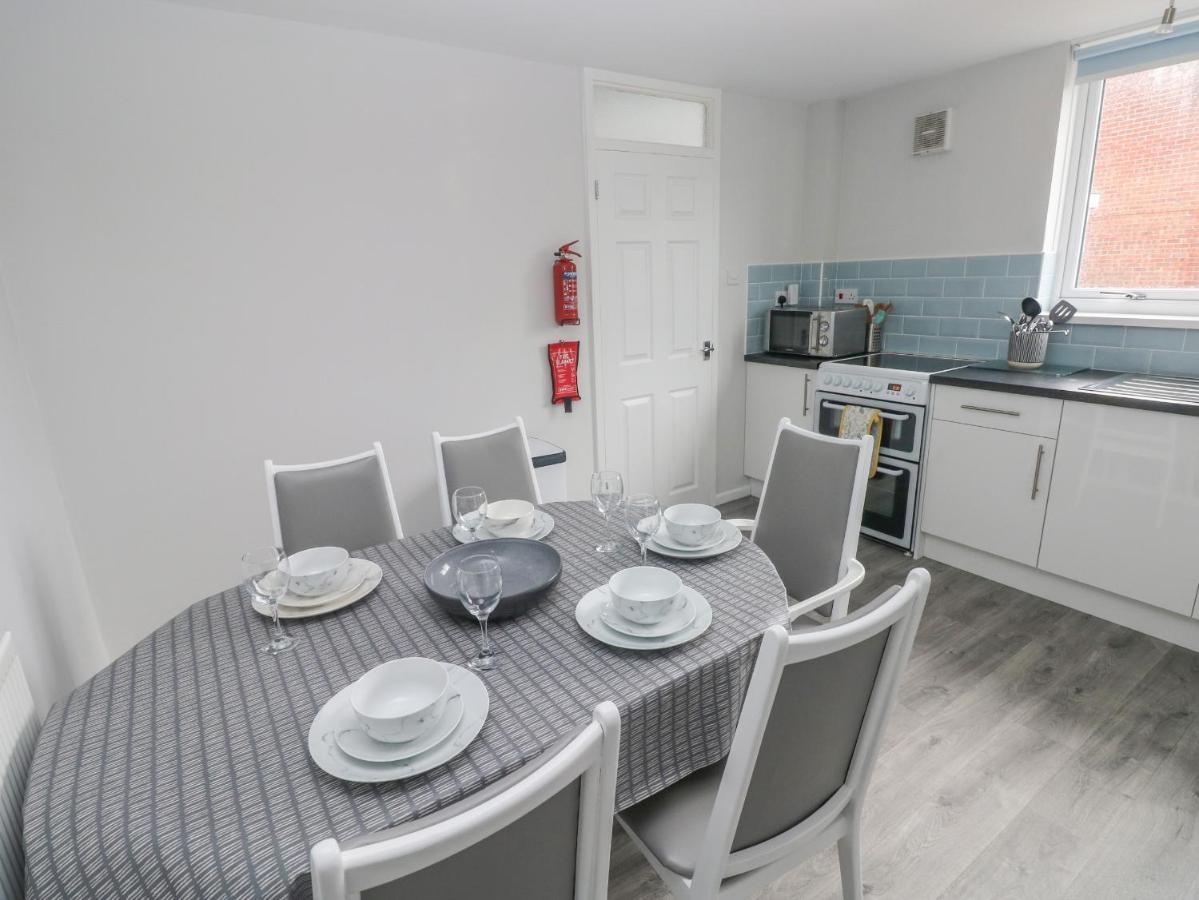 Villa 21 Sandfield Road Burry Port Exterior foto